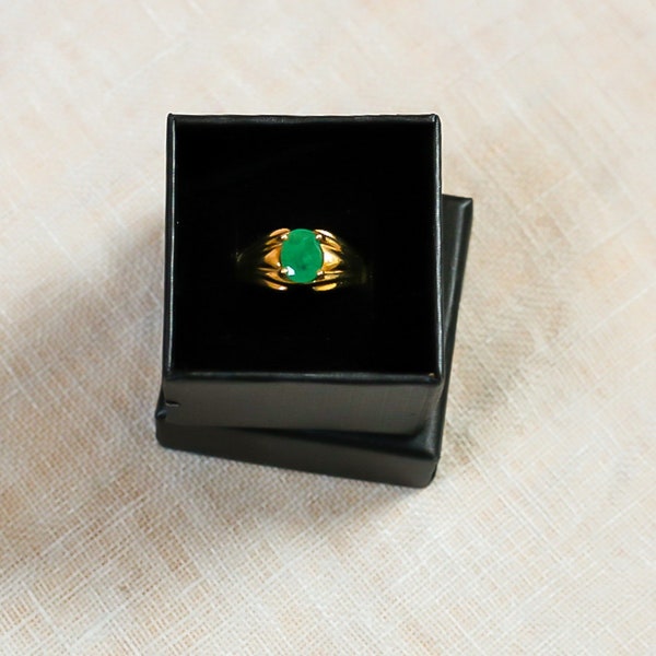 Vintage Natural Mined True Brazilian Emerald Ring  One Carat Oval Cut in 10K Gold Band Setting Size 8
