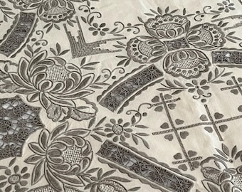 Vintage Madeira Lace Tablecloth, Handmade Linen, Floral Trellis (49x49)
