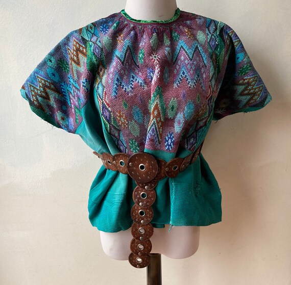 Guatemalan Chichicastenango huipil 1980s cotton em