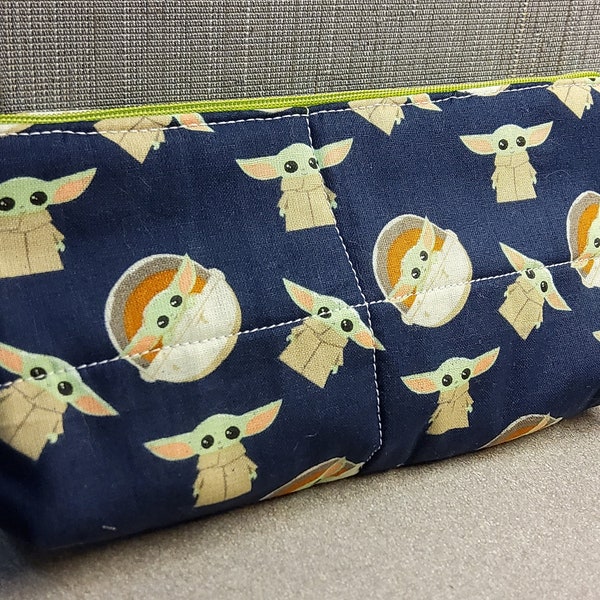 Grogu/Star Wars/toiletry/cosmetic bag
