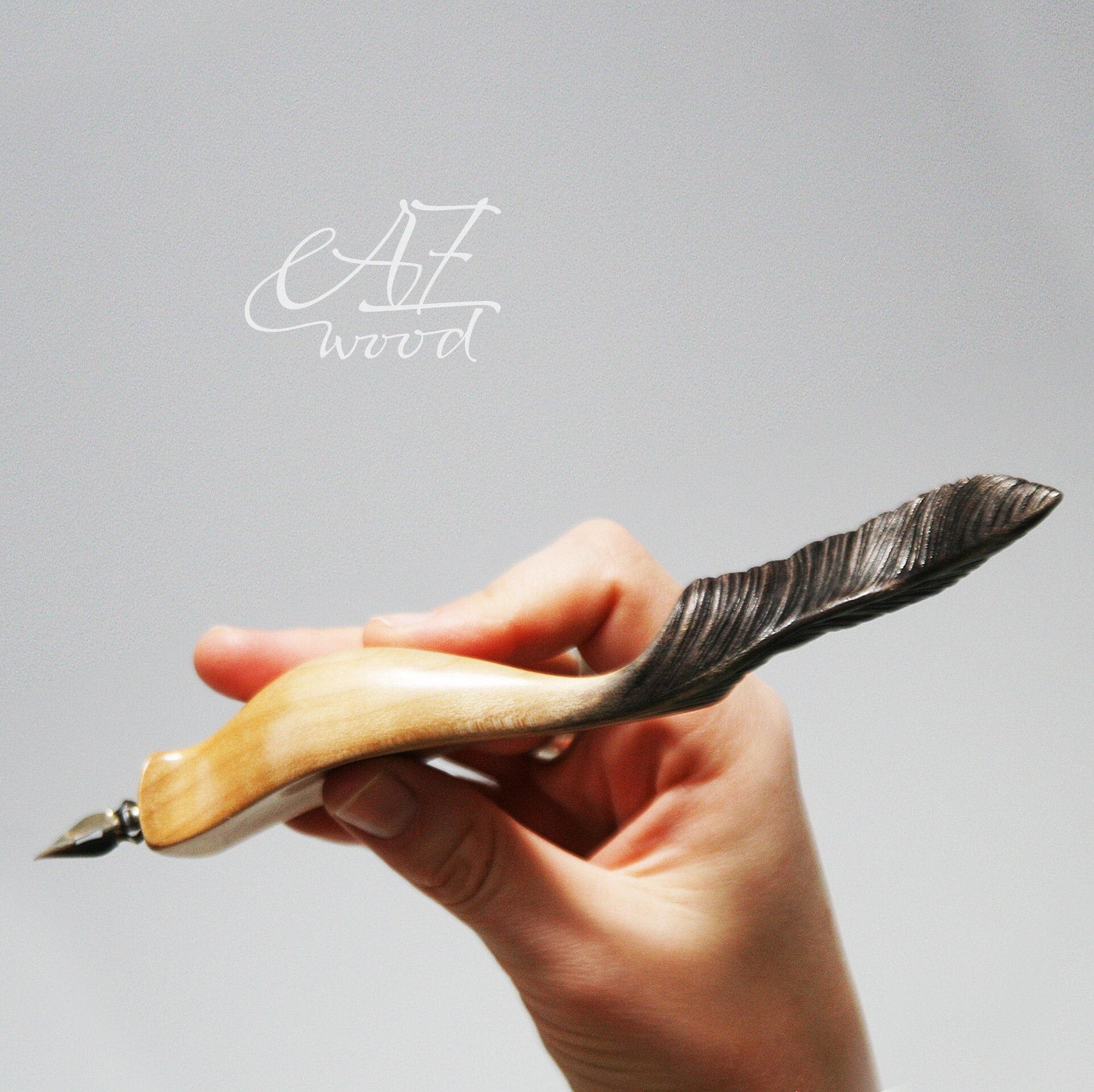 Quill Walnut Straight Calligraphy Pen Holder
