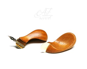 Ergonomic pen holder &quot;Drop&quot; - Oblique pen holder - Universal flange