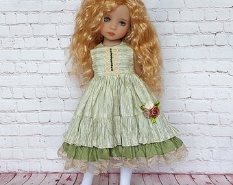 Robe verte à fleurs : robe Little Darling, vêtements Dianna Effner pour poupées, poupée 13", adaptée à Paola Reina ou Maru mini Pal