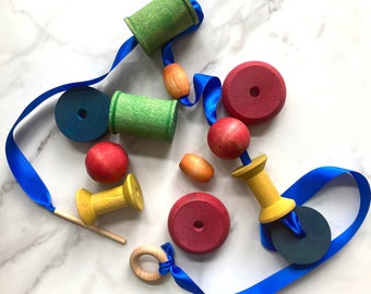 Rainbow Montessori toddler lacing toy made with loose parts, children's fine motor toy, wooden toddler gift, ages3+