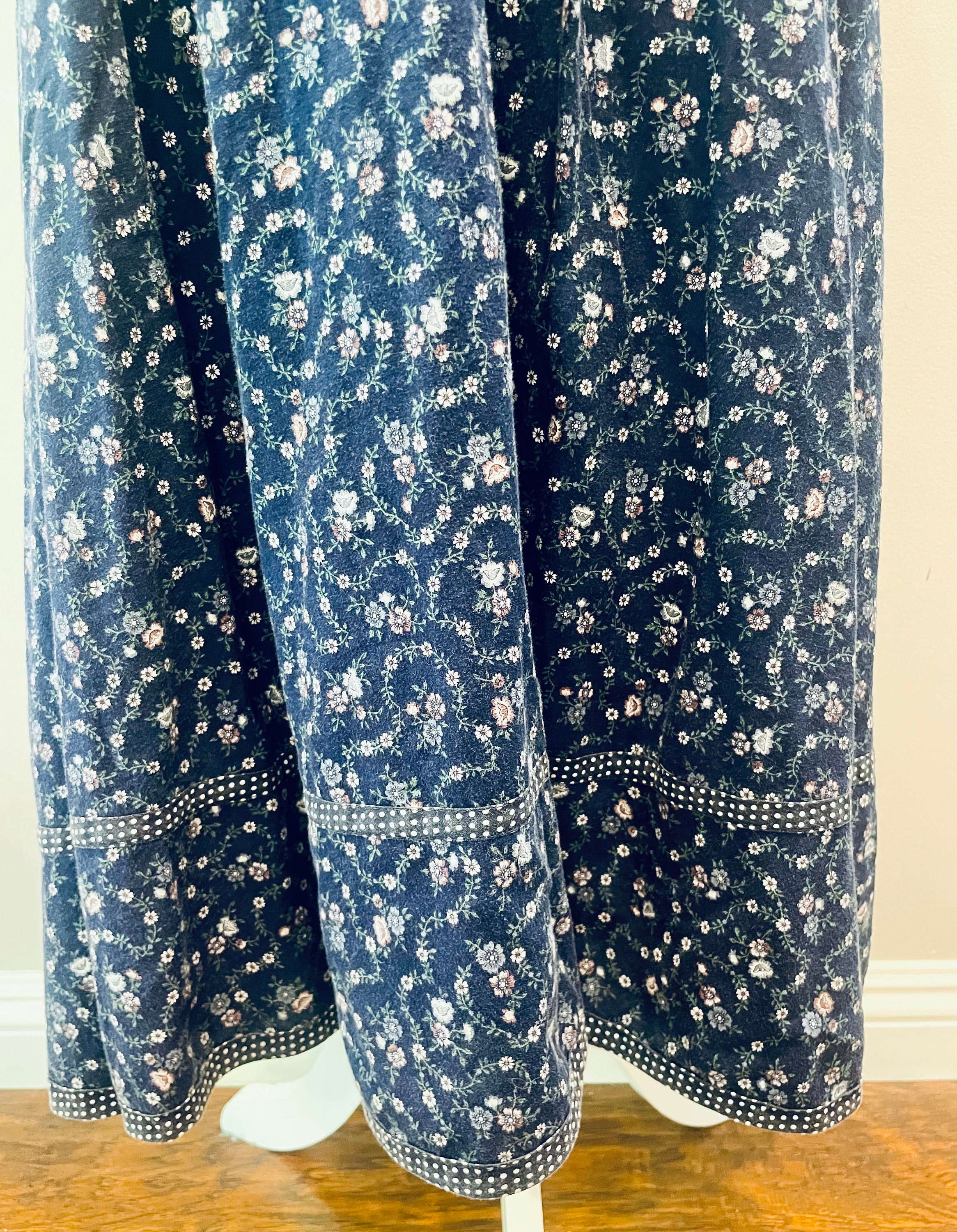 Vintage 1970s Gunne Sax Blue Floral Prairie Skirt | Cotton Folk Skirt ...