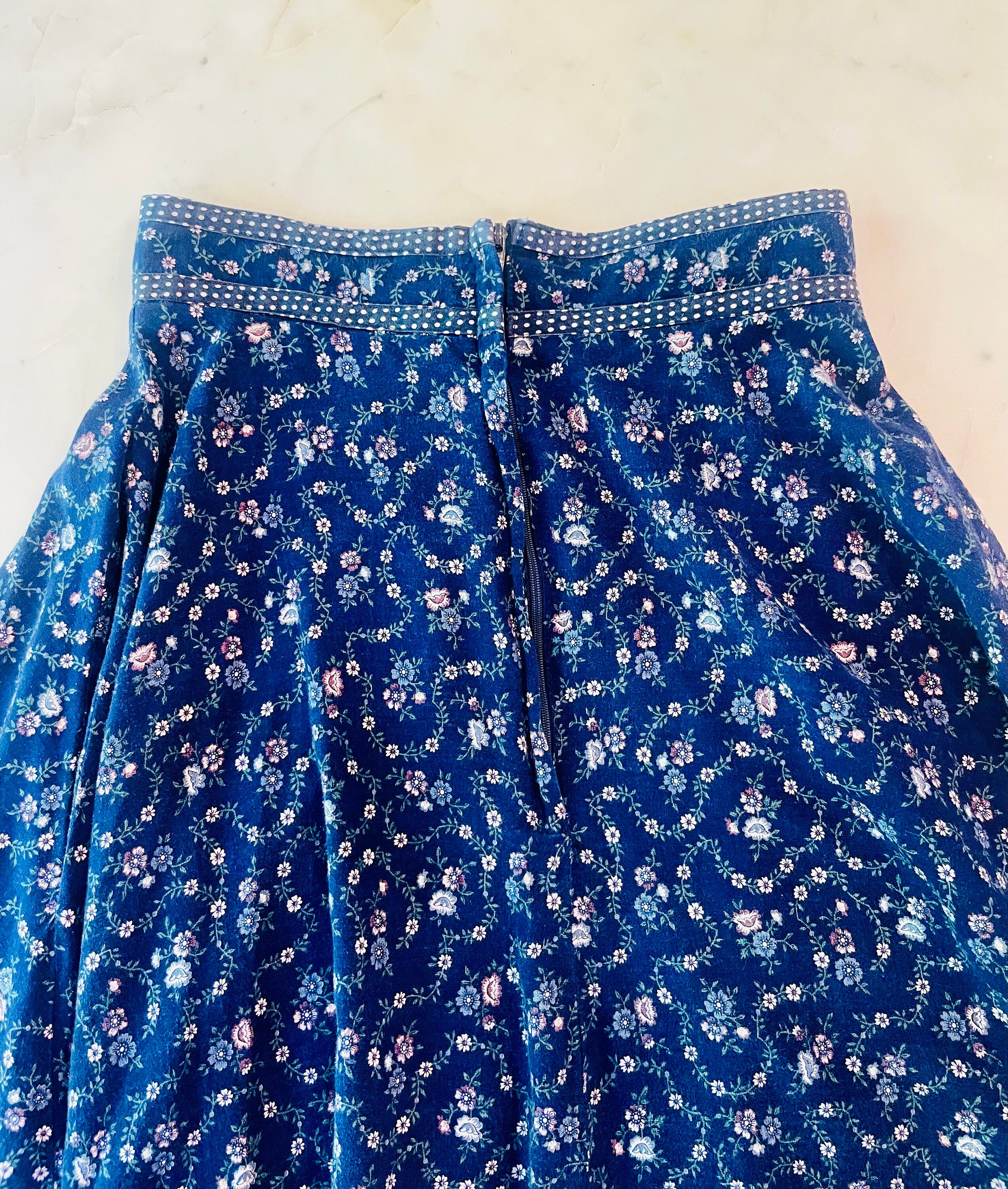 Vintage 1970s Gunne Sax Blue Floral Prairie Skirt | Cotton Folk Skirt ...