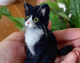 Needle Felted Tuxedo Cat Miniature: Handmade Dollhouse Kitten