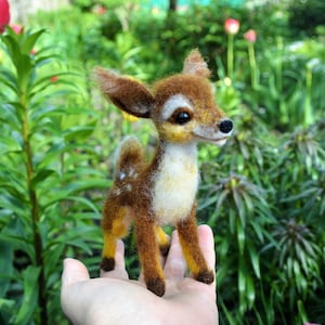 Needle felted deer, Christmas decor, Wool felted roe deer, Deer felted, New year decoration, Deer sculpture, Felted animal, Baby deer