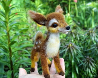 Needle Felted Deer Sculpture: Handmade Wool Christmas Decor