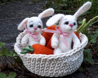 Two felted rabbits with carrot in a knitted basket, Dollhouse miniatures, Needle felted hares, Set of two felted bunnies, Bunny miniatures,