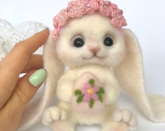 Felted Animals, Needle Felted Hare, Felt Rabbit, Needle Felted Animal Miniature, Needle Felted Bunny, Wool Felted Sculpture, Gift for girl