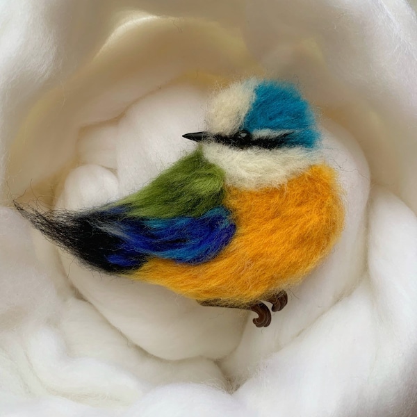 Vilten mees vogel, Vogel broche, Vilt mees broche, Gevilte vogel broche, Vogel pin, Wol mees broche, Gevilte vogel, Kolenmees pin, Gevilte sieraden