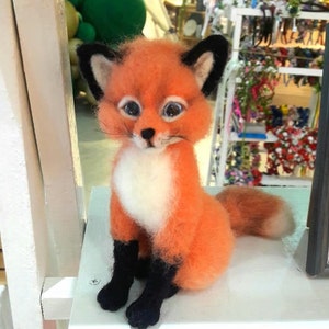Needle Felted Fox: Handmade Wool Sculpture, Animal Decor