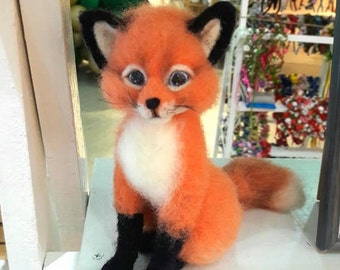 Felted Animals, Needle Felted Fox, Felt Fox, Needle Felted Animal Miniature, Red Fox, Wool Felted Sculpture, Gift for girl, Animal Decor Fox