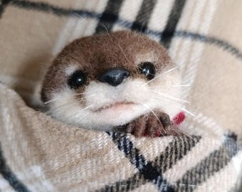 Felted Otter Brooch: Needle Felt Animal Pin, Otter Lover Gift