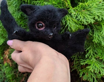 Baby bat, Needle felted bat, Needle felt animal, Felted wool bat, Black baby bat, Bat felted, Real size bat, Bat lovers gift