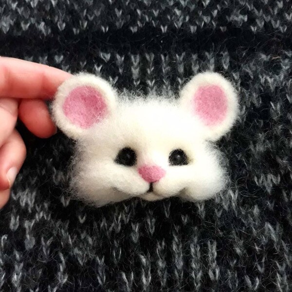 Felted animal brooch Felted mouse brooch Felt mouse White mouse pin New year gift White felt mouse  Wool felted mouse Felt mouse brooch