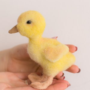 Felted duck Needle felted bird Felt Easter bird duckling Needle felted animal miniature Felted duckling Duck sculpture Easter gift for girl