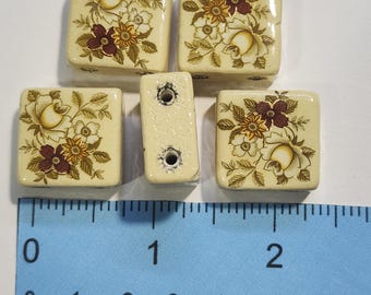 Reclaimed Ceramic/Glass Bead Lots, Salvaged from Secondhand Jewelry and Goods