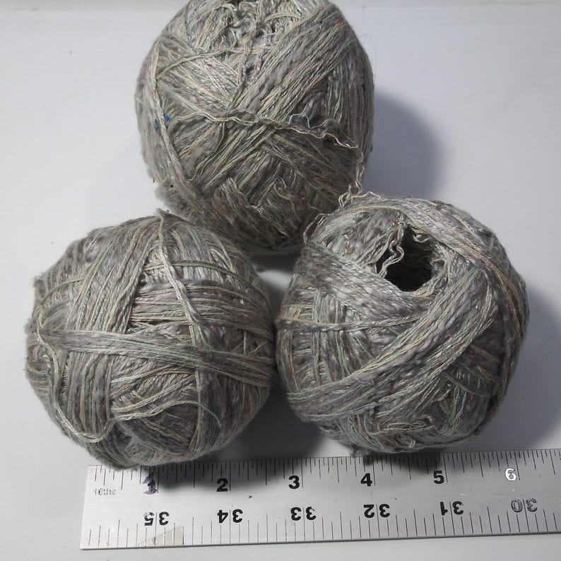 Reclaimed Sweater Yarn, Acrylic and Polyester, Unraveled Clothes, Secondhand, Eco Friendly and Sustainable, Pink/Gray 1000 yds