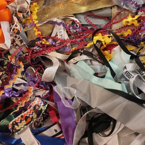 4oz Scrap Ribbon, Salvaged Ribbon from Secondhand Clothing, Nylon and Polyester, Mystery Box, Trimming, Eco Friendly and Sustainable bild 3