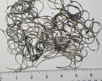 Lote de 2 oz de cadenas finas de latón o aluminio recuperadas para joyería.
