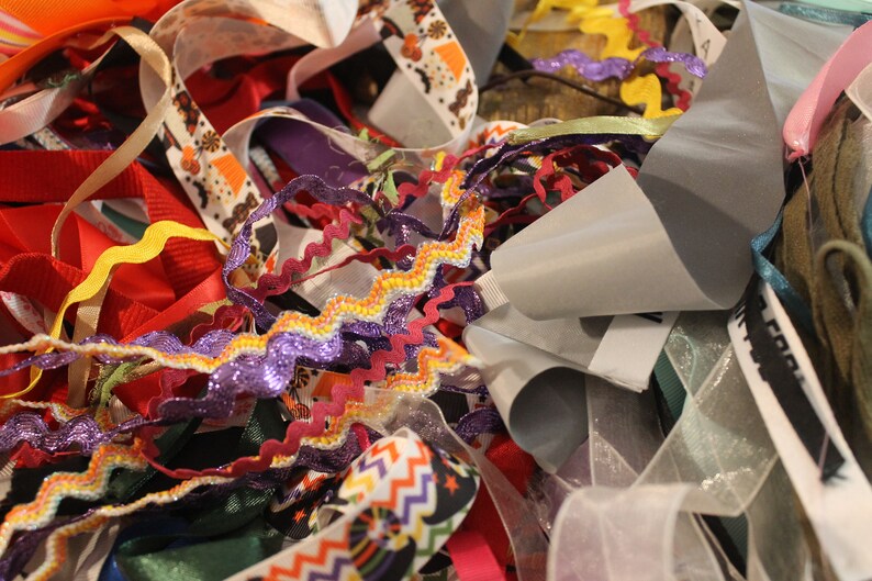 4oz Scrap Ribbon, Salvaged Ribbon from Secondhand Clothing, Nylon and Polyester, Mystery Box, Trimming, Eco Friendly and Sustainable bild 5