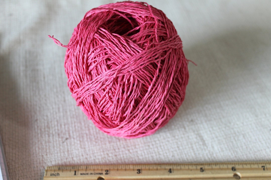 Reclaimed Paper Yarn, Raffia Yarn, Twisted Yarn, Salvaged from Secondhand Bags and Hats, Eco Friendly and Sustainable
