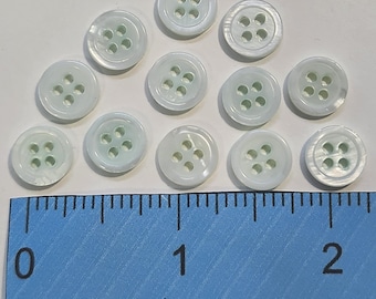 Juegos de botones de nácar recuperado, de madera, materiales naturales recuperados,