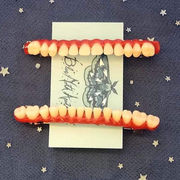 teeth hairclips set