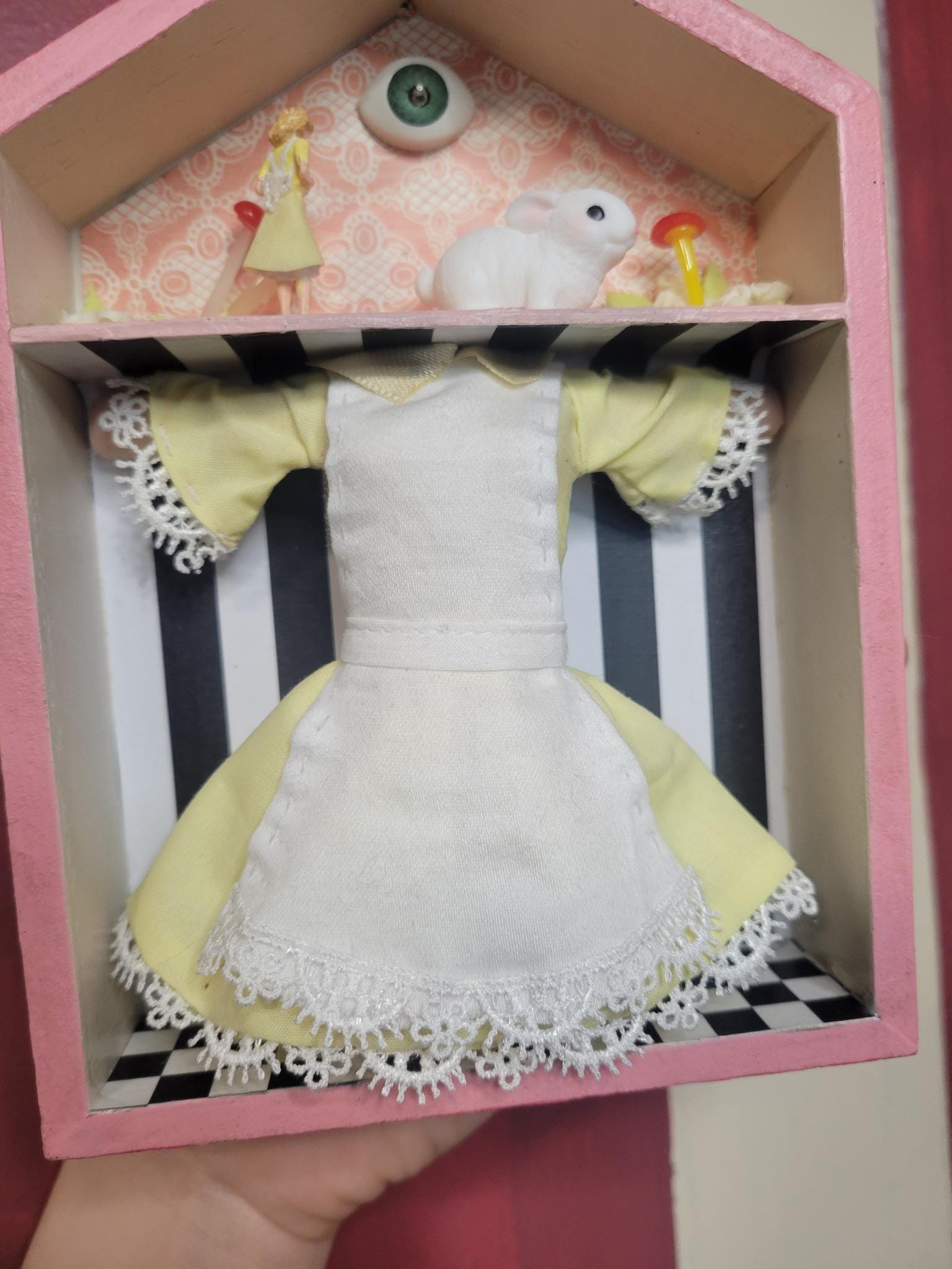 Alice in Wonderland White Rabbit House Shadowbox - Etsy