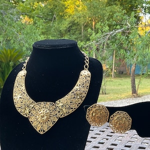 Jose & Maria Barrera earrings and necklace set