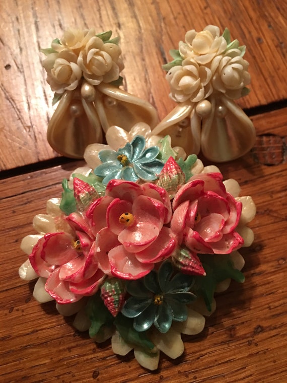 Vintage Carved Floral Celluloid Pin Brooch Earring Gem