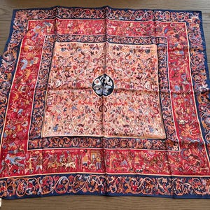 Vintage Metropolitan Museum of Art 100% Silk Art Scarf 26&quot; Japan
