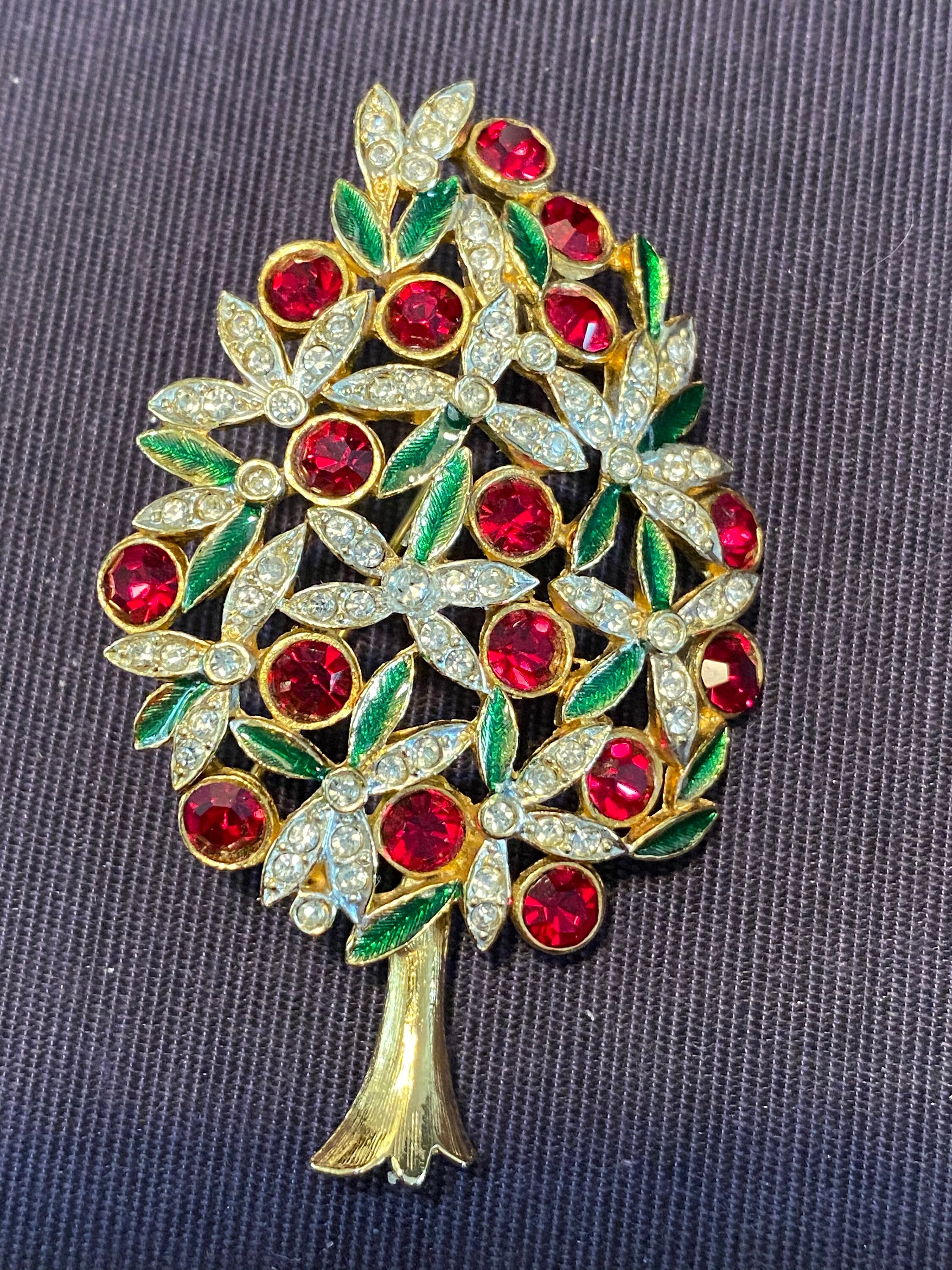 Vintage SPHINX 2.5 Christmas Tree Crystal Pin Brooch Gold Vintage SPHINX 2.5 Christmas Tree Crystal Pin Brooch Gold