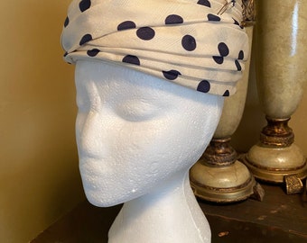 Vintage Women’s  Hat With  Matching Hat Pins EXTRAVAGANT PILL BOX 60s Cream Color W/Blue Polka Dots