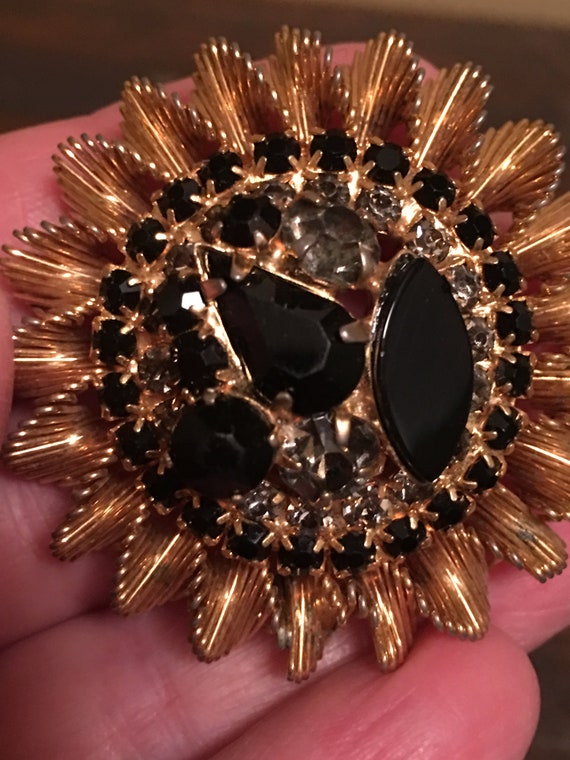 Vintage Ornate Gold Tone Black & White Rhinestone… - image 5