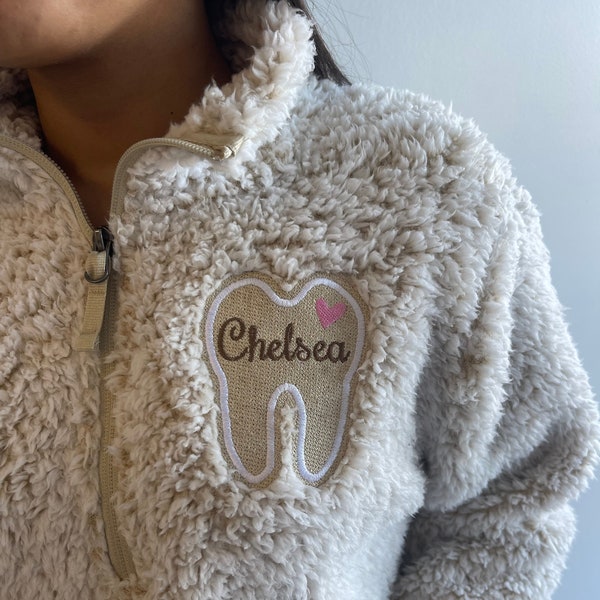 Personalized sherpa gift for dental hygienist, dental assistant, dentist office staff, dental student or graduate, tooth design with heart