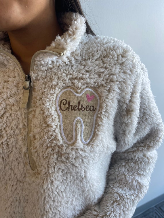Personalized sherpa gift for dental hygienist, dental assistant, dentist office staff, dental student or graduate, tooth design with heart