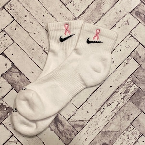 pink breast cancer nike socks