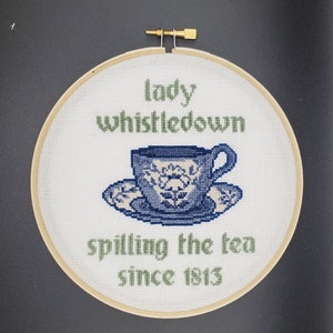 Lady Whistledown, die de thee morst sinds 1813 - voltooid kruissteekcadeau