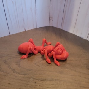 Ant Fidget Toy Flexi Factory Ant 3D Printed Articulated Ant Desk Toy