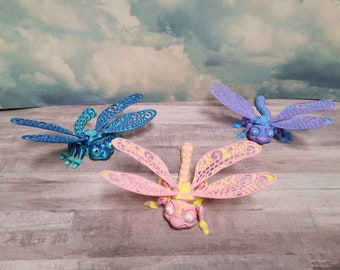 Flexi Dragonfly: Articulated 3D Printed Garden Decor