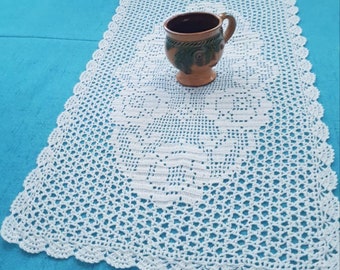 Vintage Gehaakt Doily met rozen, Rechthoekige doily, Tafel Doily, Gehaakte Grote doily, Witte rozen doily, Bruiloft haak doily