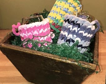 Knit Beer Tasting Glass Holder