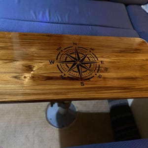 Mesa de teca para barco/mesa de comedor de madera para cabina de yate con brújula