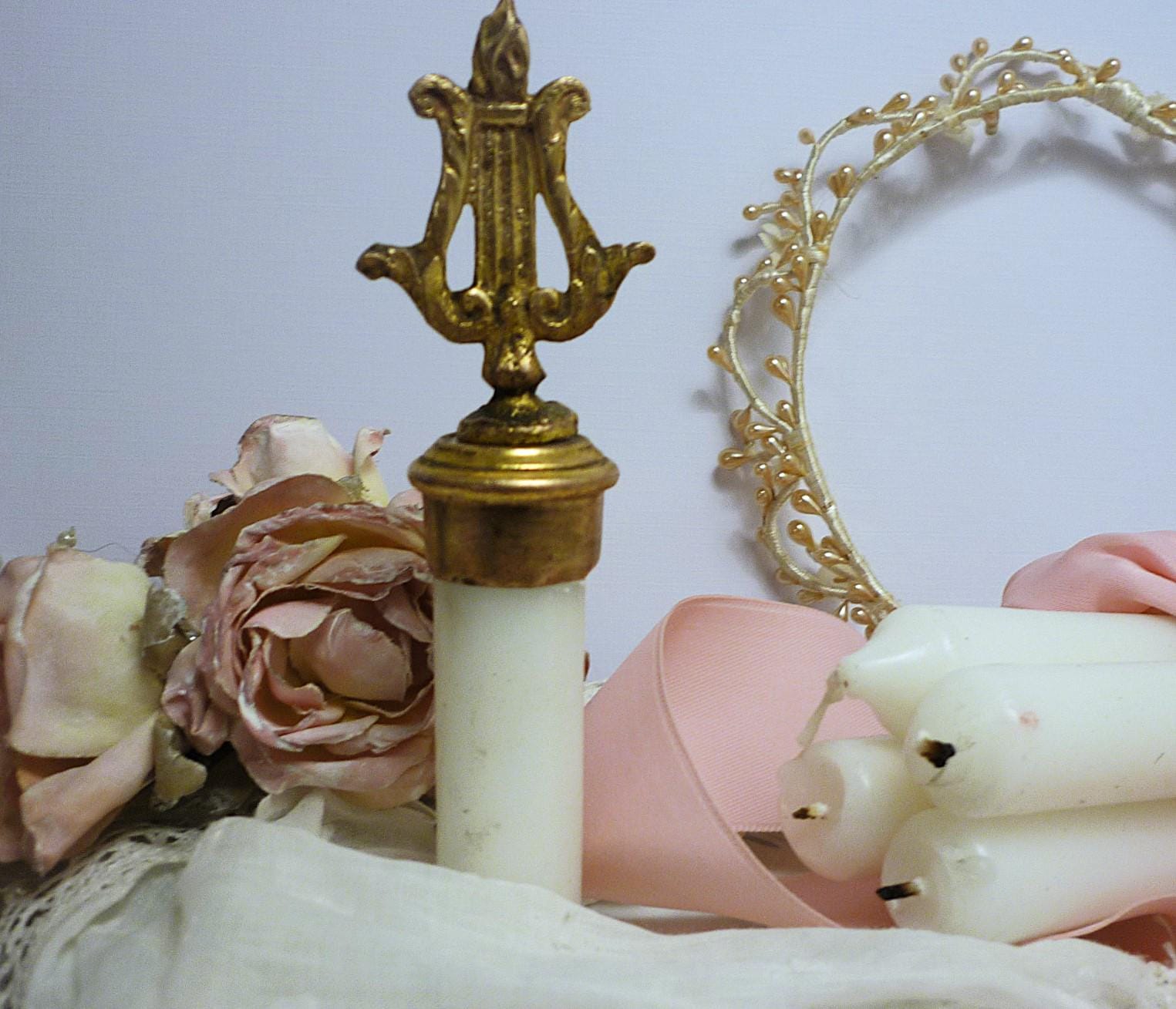 英国】 薔薇モチーフのキャンドルスタンド【シルバープレート】火消し