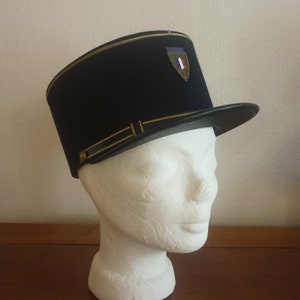  Paquete de 2 gorras militares de algodón para hombre, gorras de  cadete del ejército vintage, Verde militar/Gris oscuro : Ropa, Zapatos y  Joyería