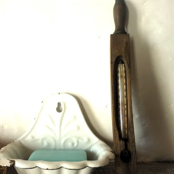 Thermomètre de bain ancien   France en bois  années 30 N2