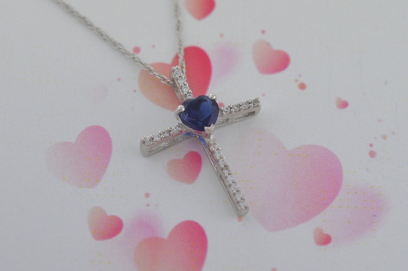 Ashley Jewels Simulated Diamond Studded Elegant Fashion Charm Heart MOM Pendant Necklace in 14K White Gold Plated With Box Chain